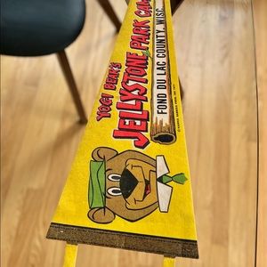 Vintage 1971 Wisconsin Yogi Bear Jellystone Park Pennant